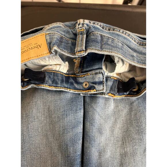 ABERCROMBIE KIDS Girls High Rise Flare Jeans / Size: 5-6 Regular - Picture 4 of 11